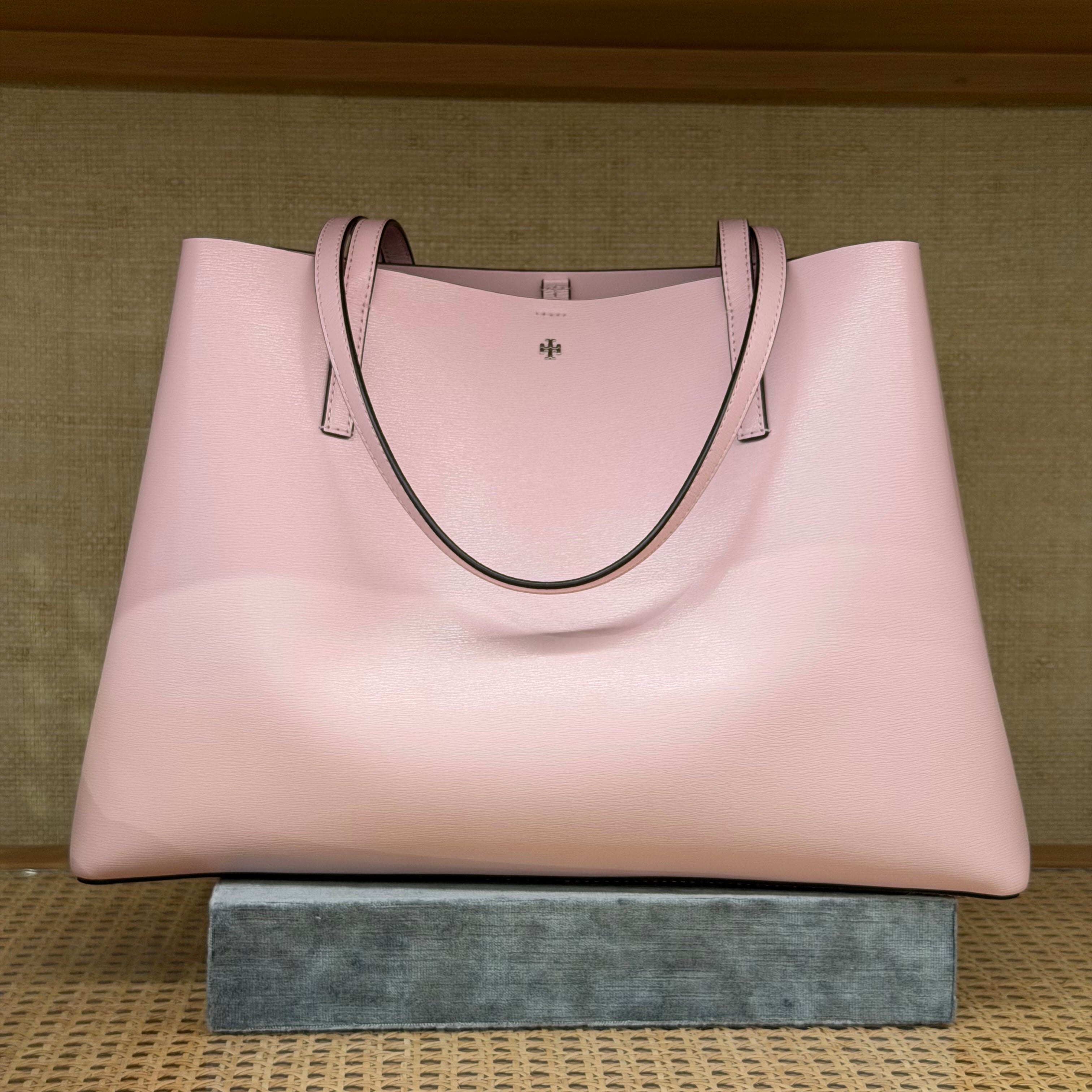 Blake Textured Tote