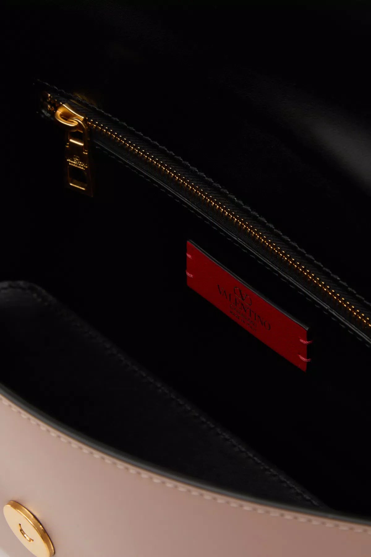 Fill me in shoulder bag in calfskin