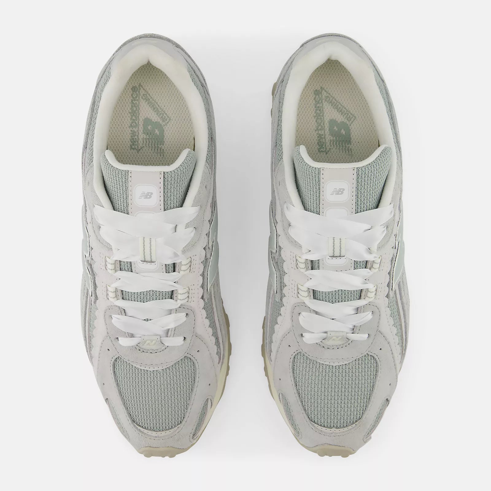 New Balance 204L