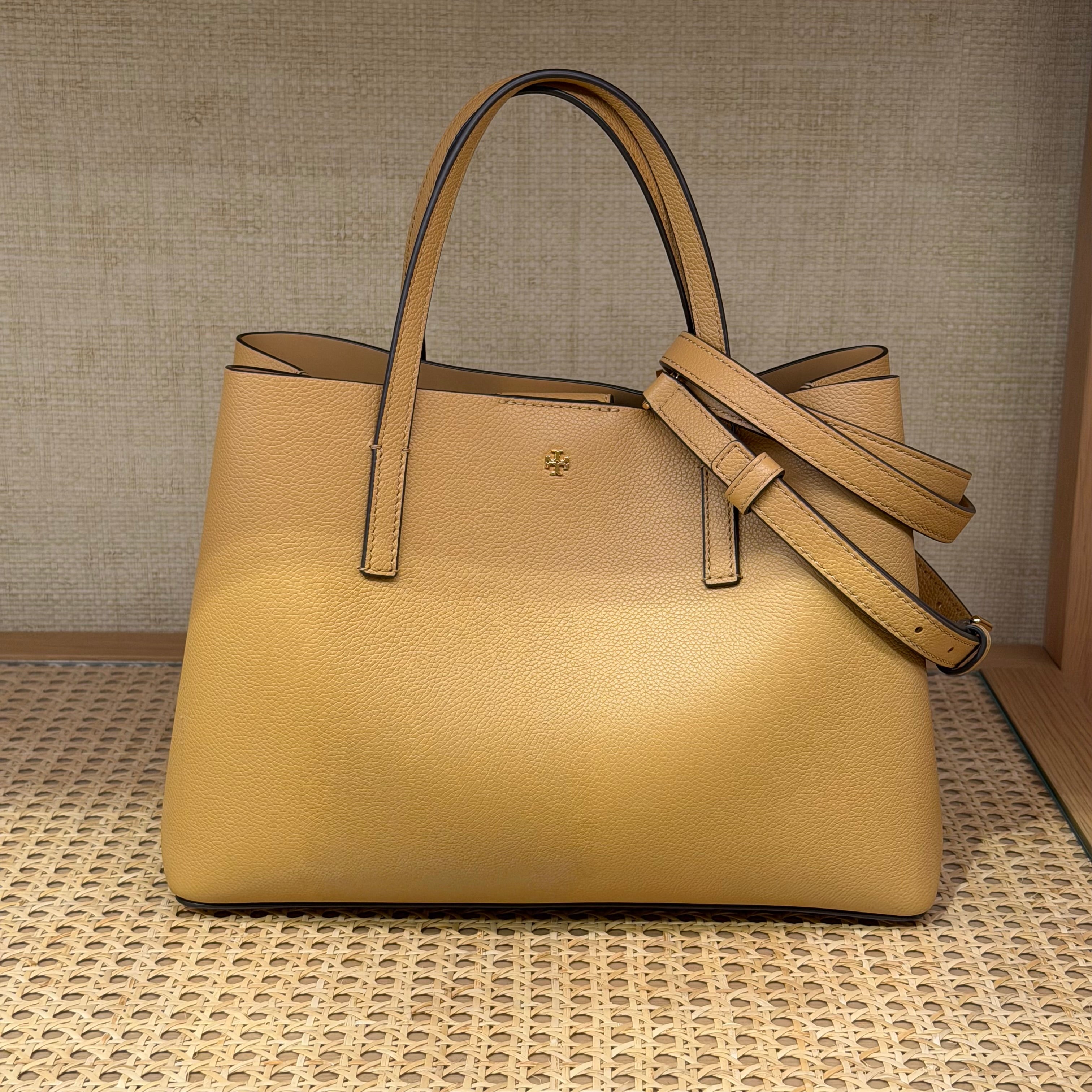 Blake Small Tote Warm Biscuit