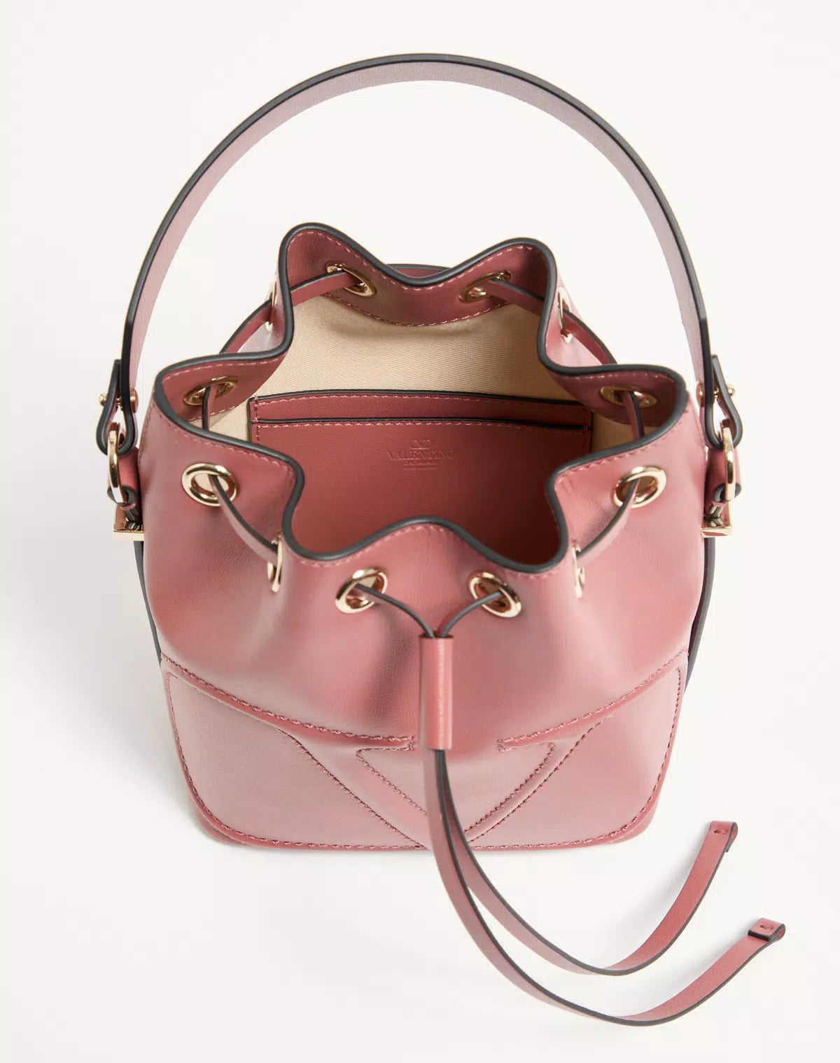 Vlogo walk bucket bag in calfskin