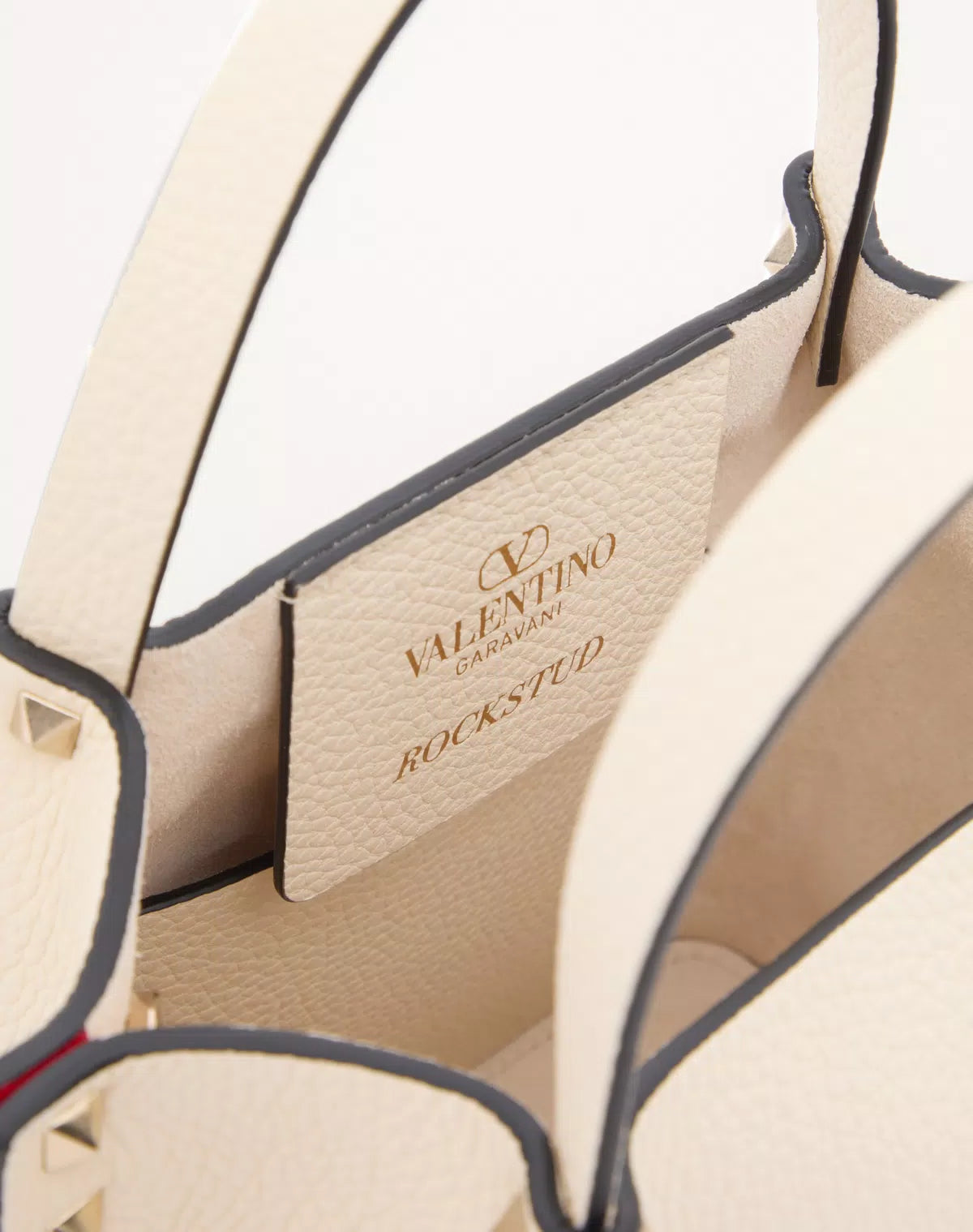 Rockstud small shopping bag in grainy calfskin