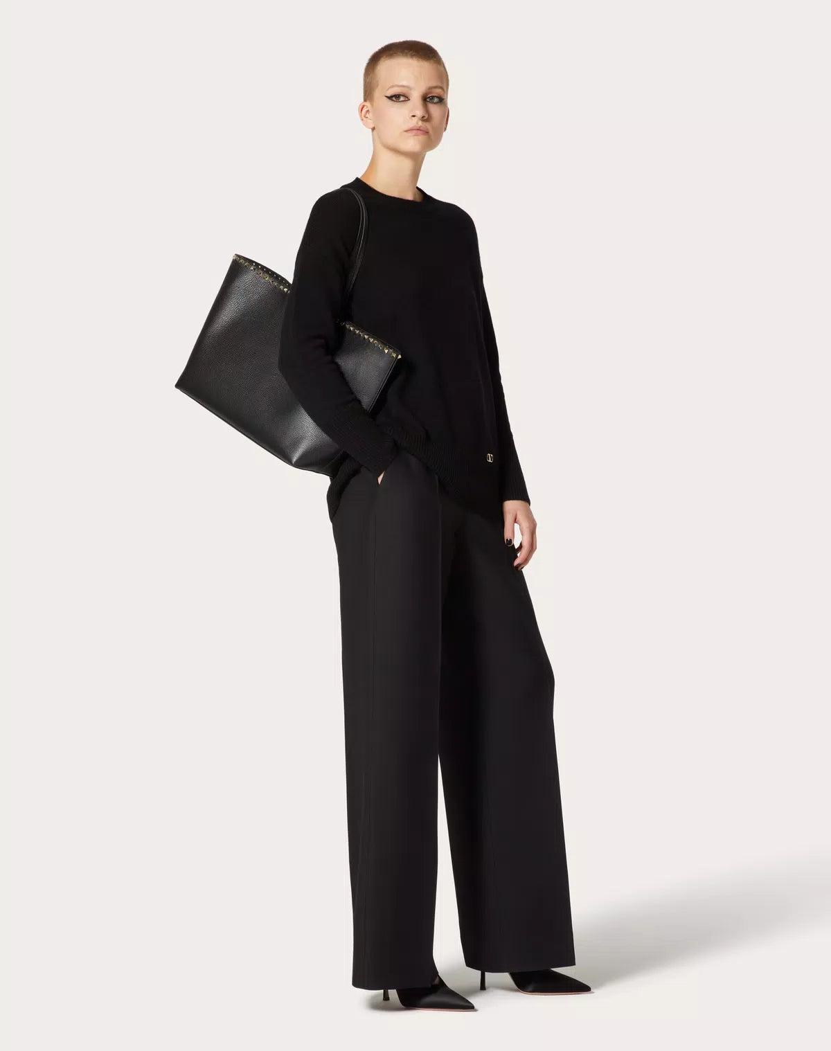 Rockstud grainy calfskin tote bag