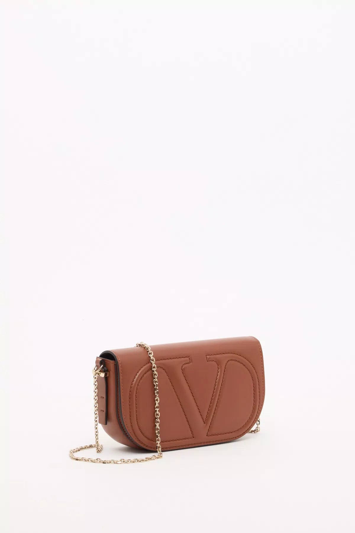 Vlogo walk chain pouch in calfskin