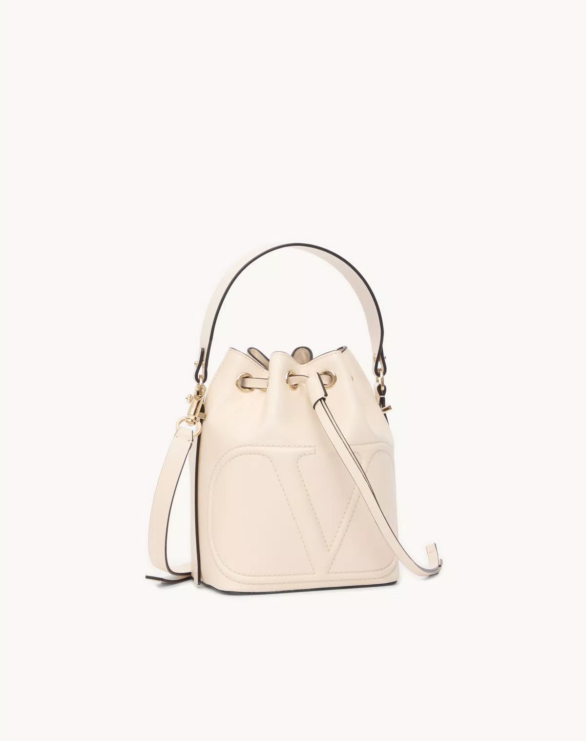 Vlogo walk bucket bag in calfskin