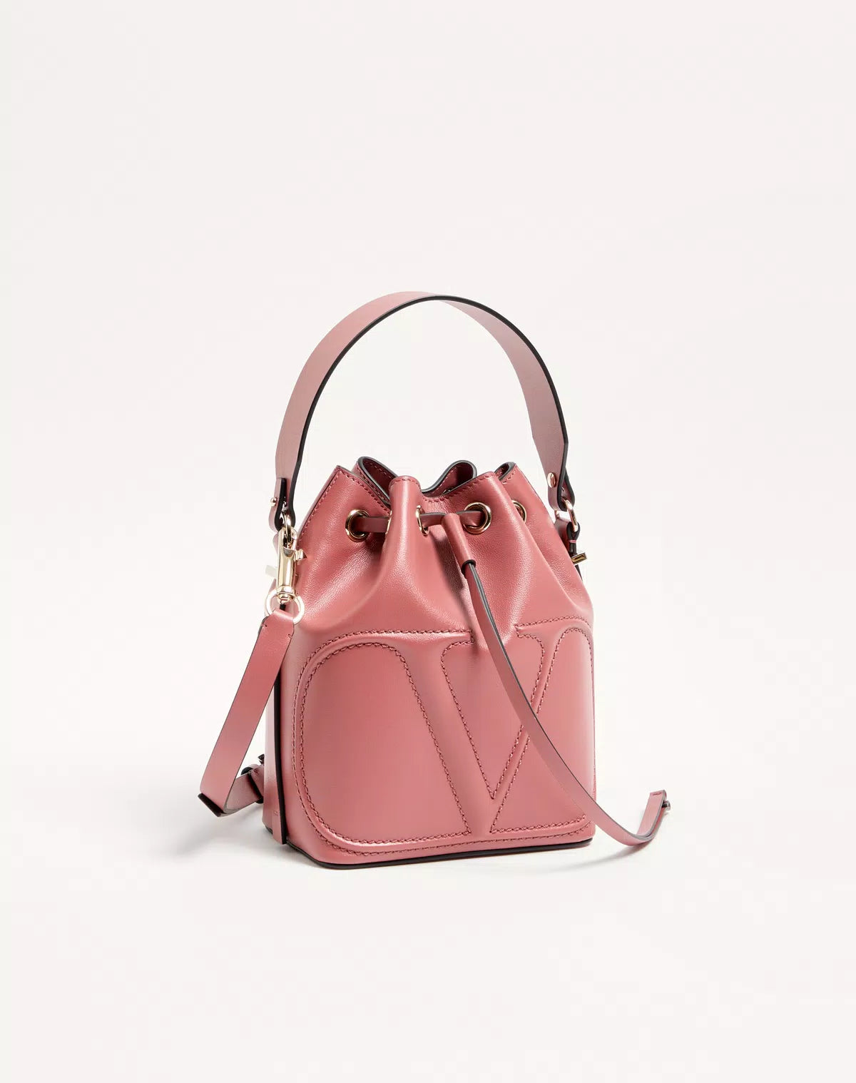 Vlogo walk bucket bag in calfskin
