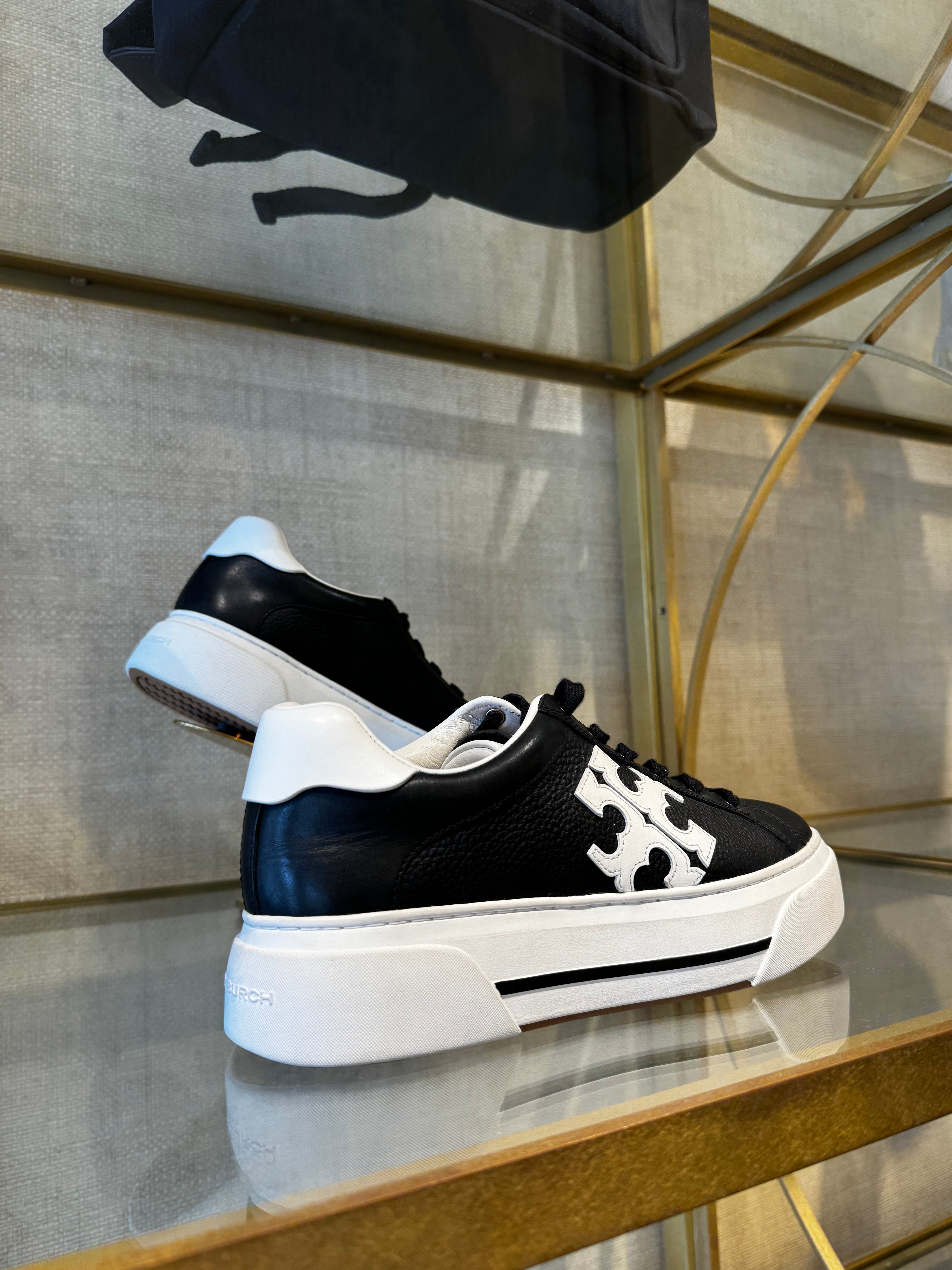 Color block platform sneaker