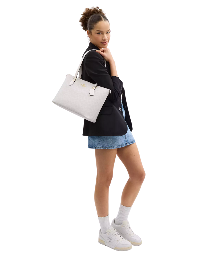 City Tote Bag In Signature Canvas