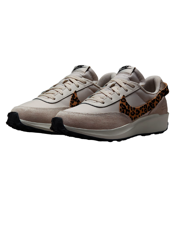 Nike Waffle Debut