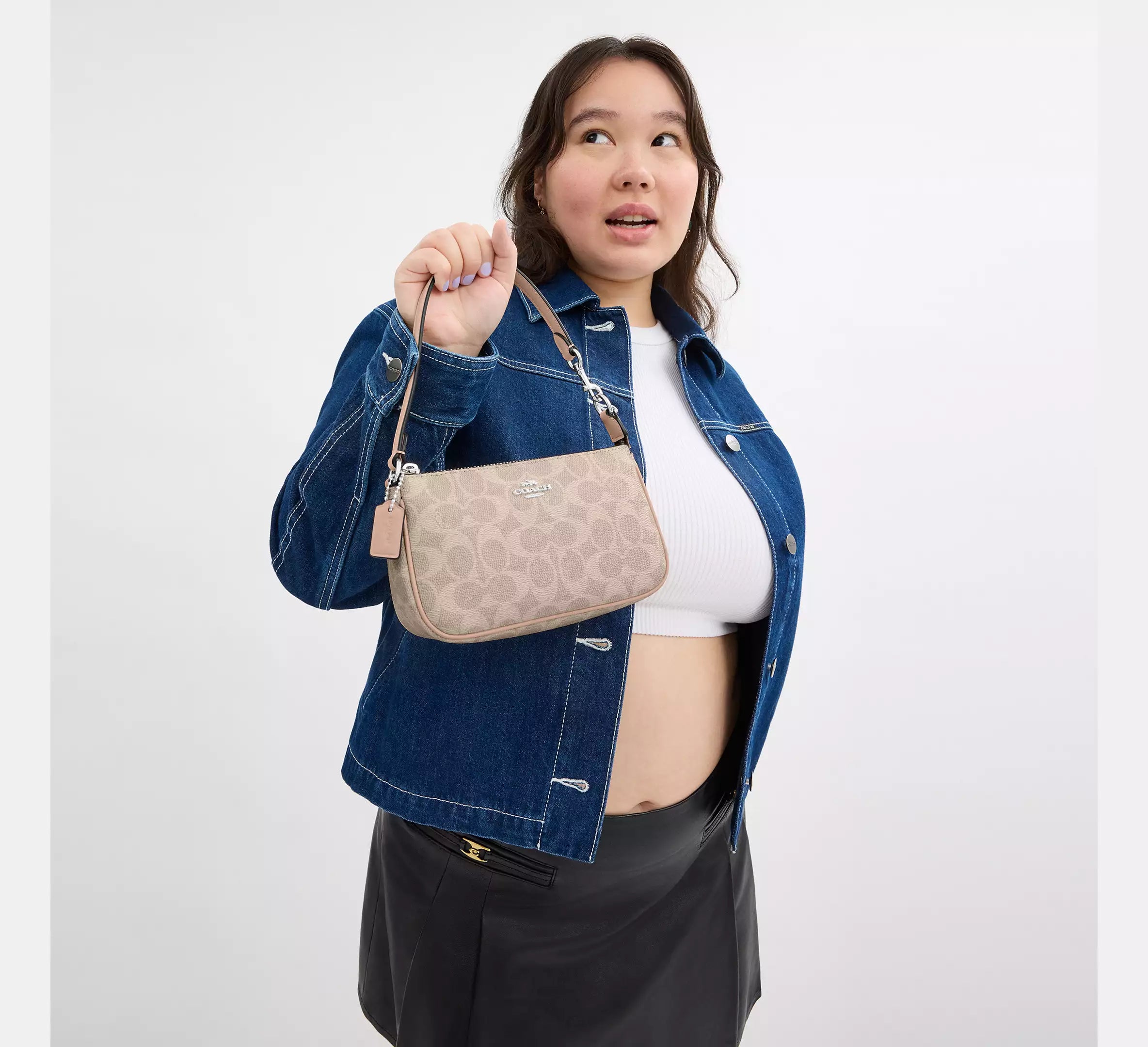 Nolita 19 In Blocked Signature Canvas