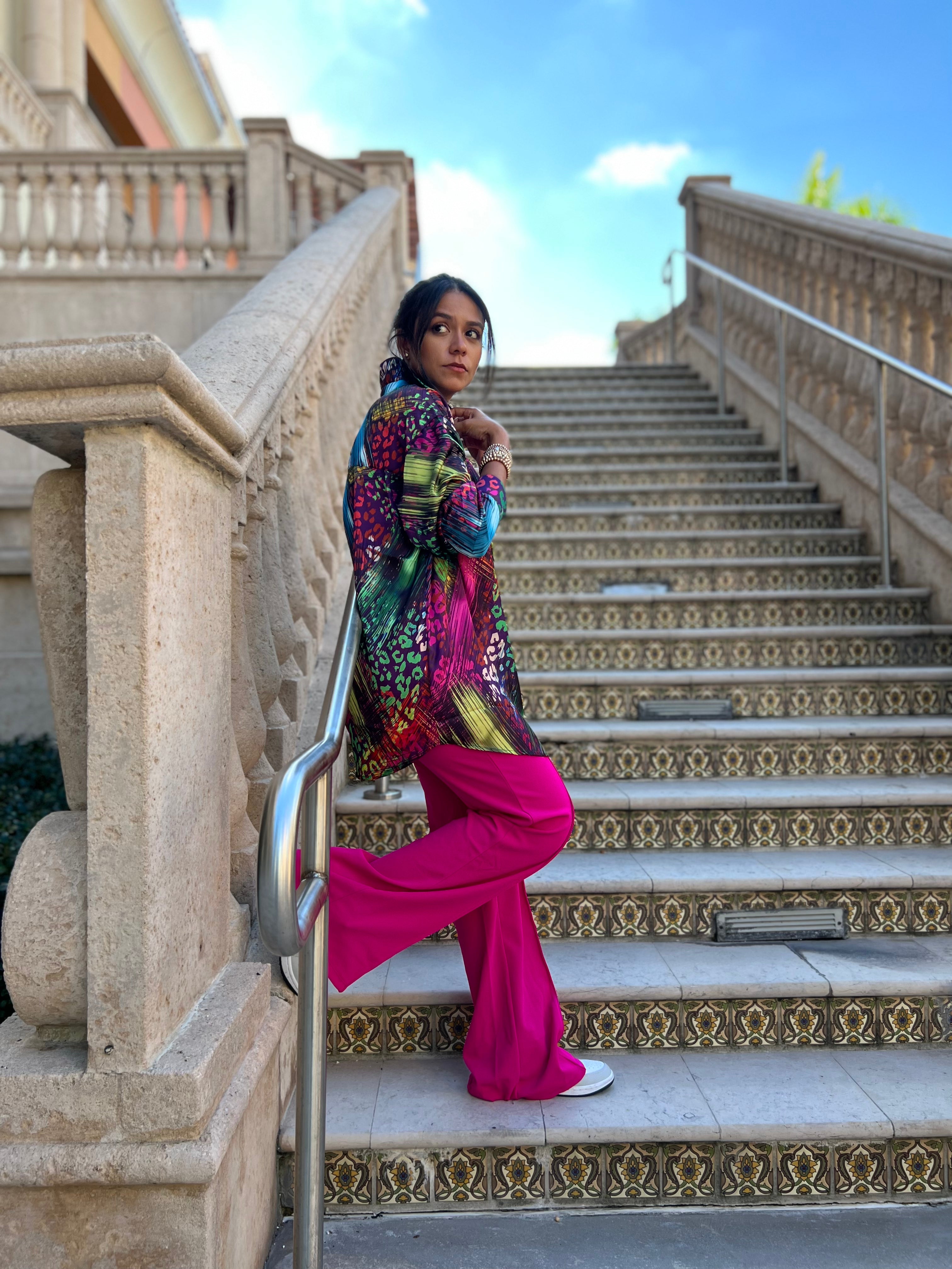 High-waisted fuschia pants