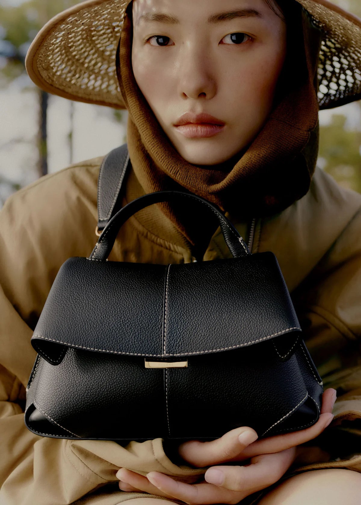 Mokki Mini Black with Ecru Stitching