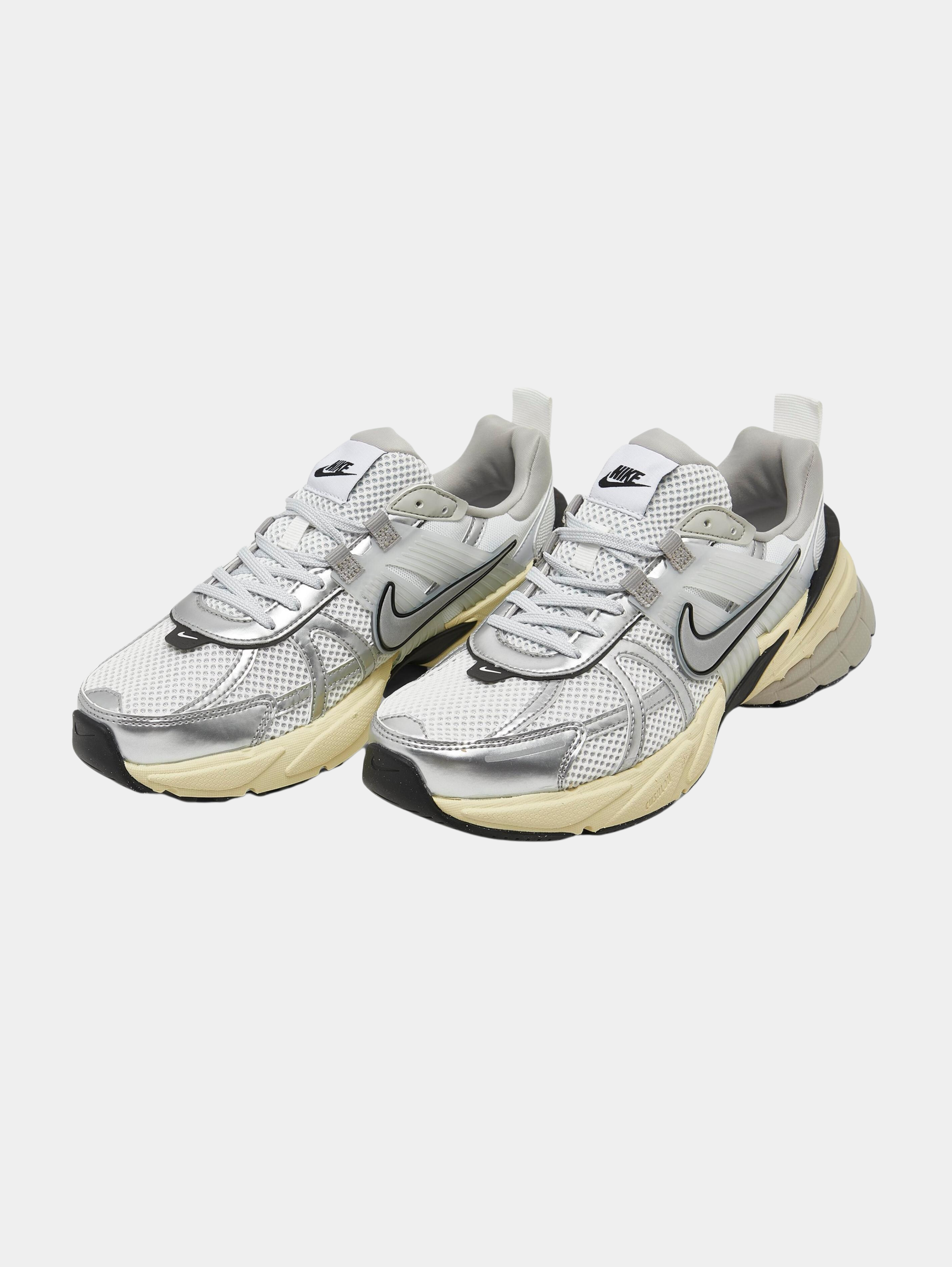 Mujer Nike V2K Runtekk Running.
