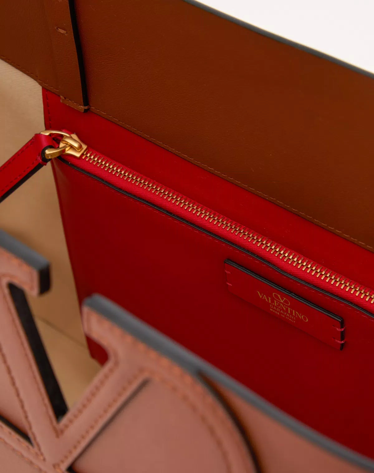 Fill me calfskin shopping bag