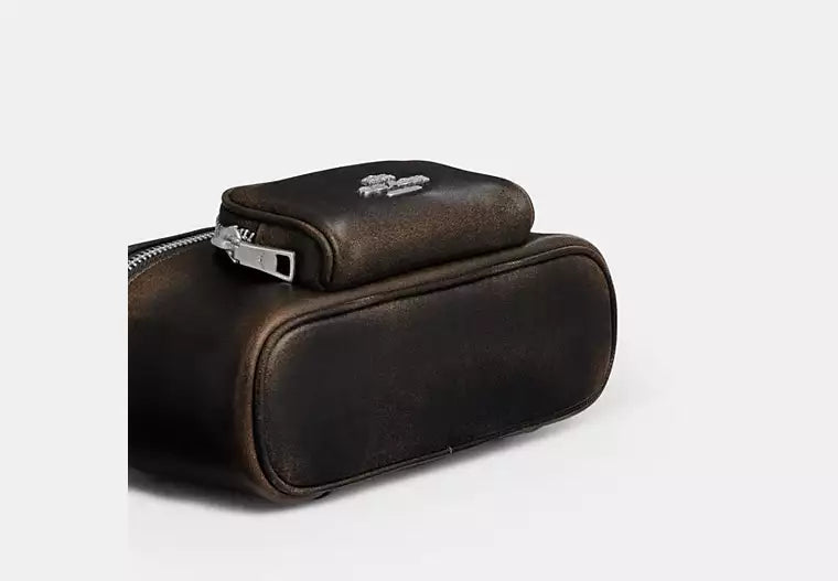 Rainer Crossbody Bag 18 With Pocket In Loved Leather