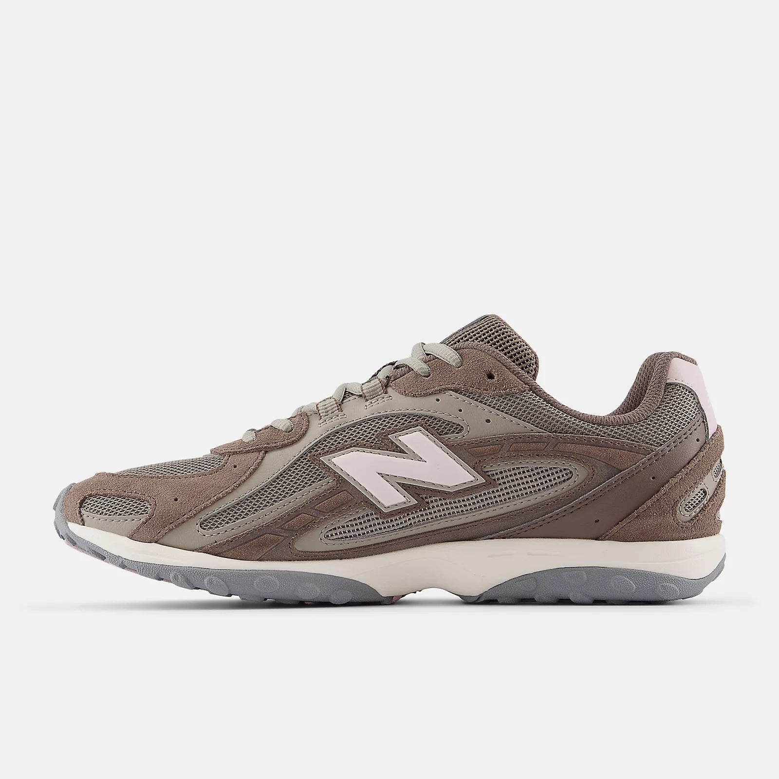 new Balance 204L