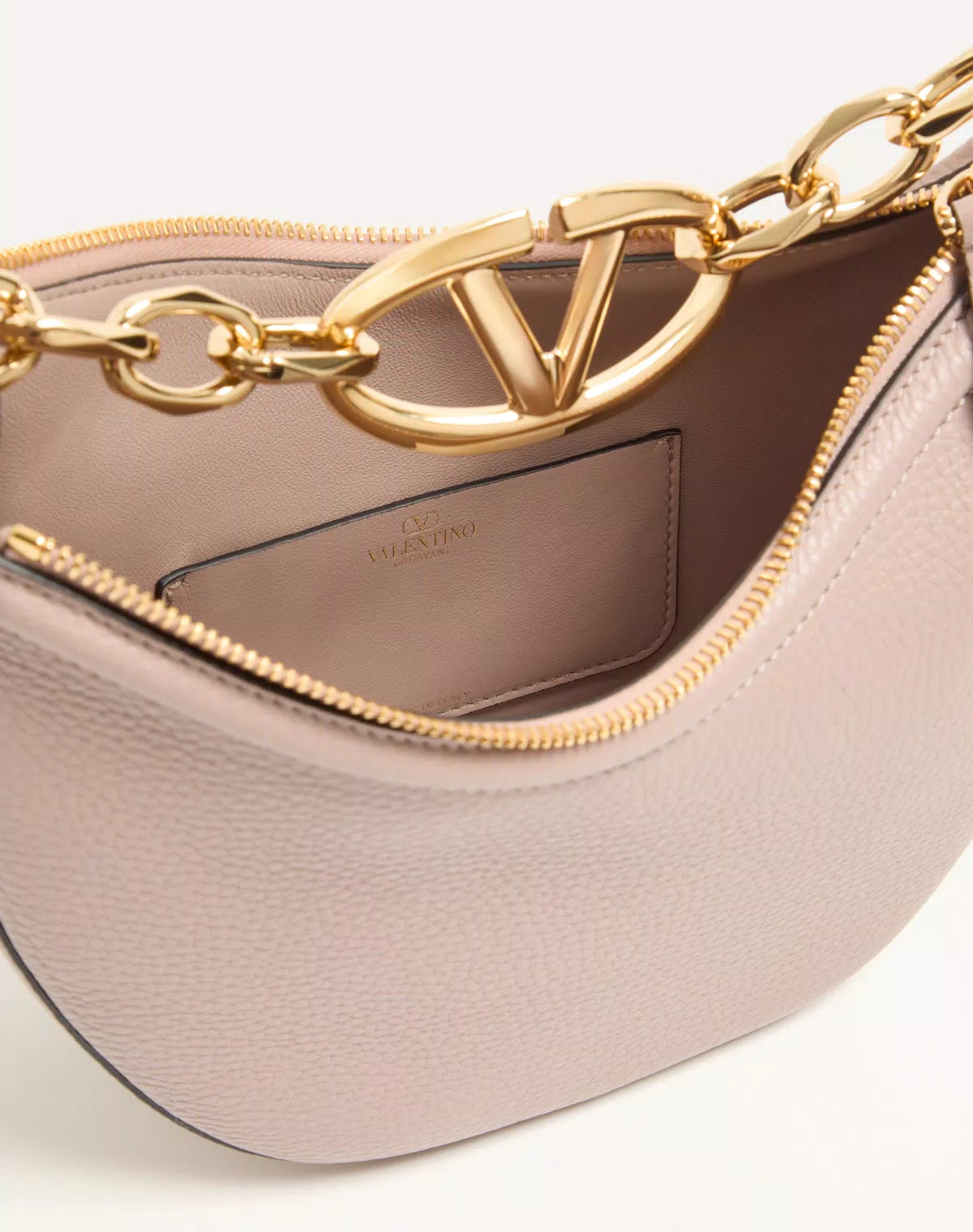 Mini hobo vlogo moon bag in grainy calfskin with chain