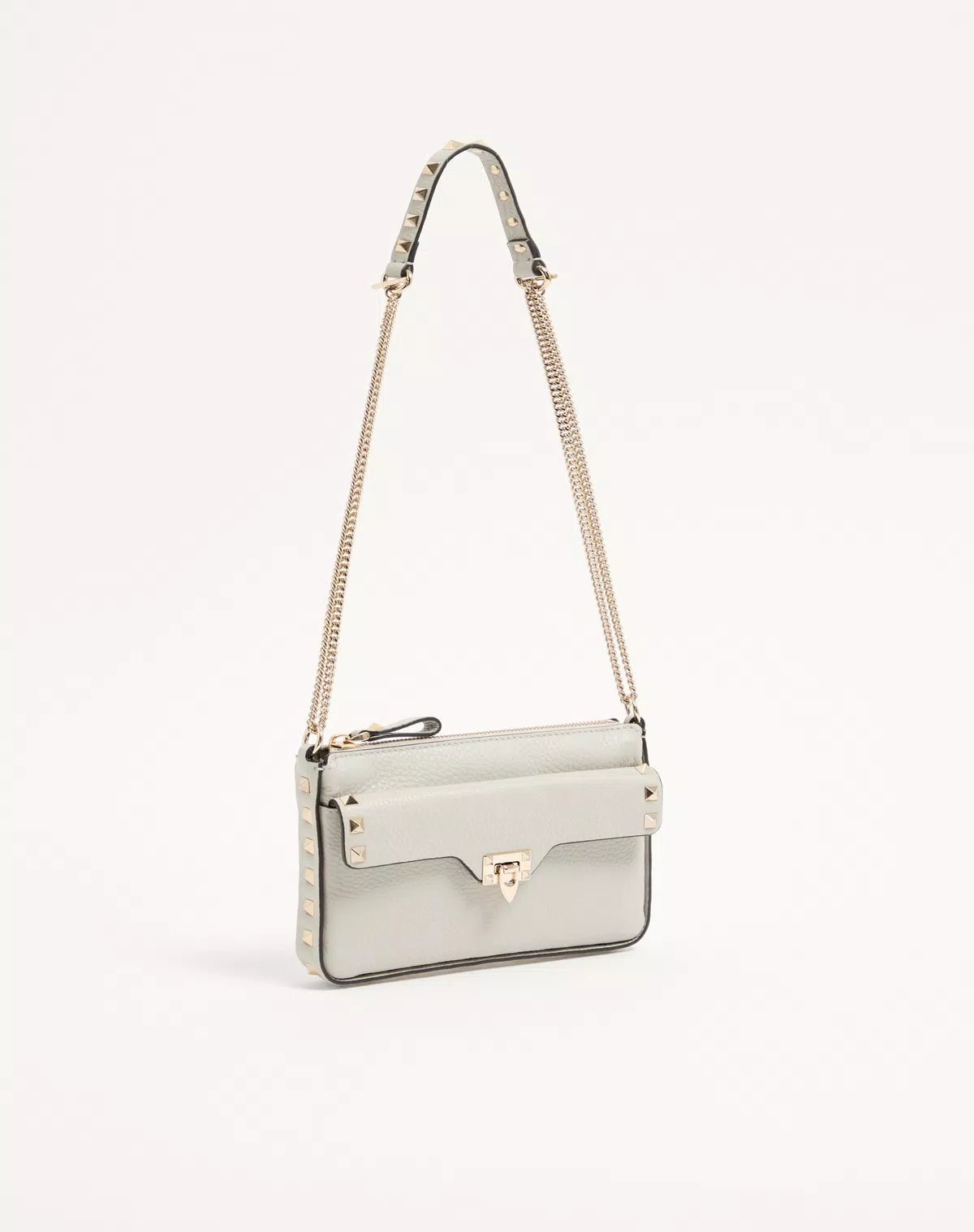 Rockstud chain pouch in grainy calfskin