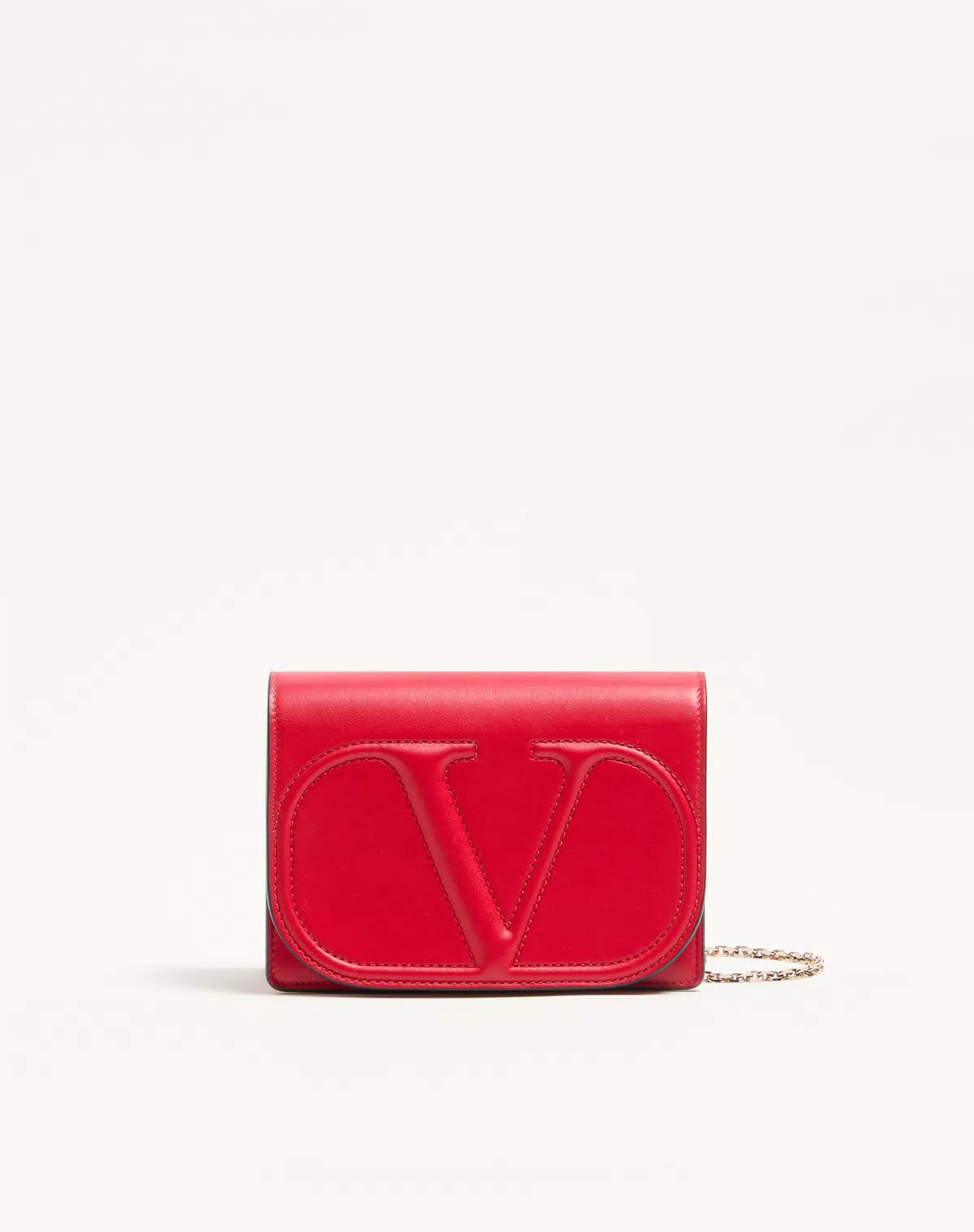 Pouch with vlogo walk calfskin chain