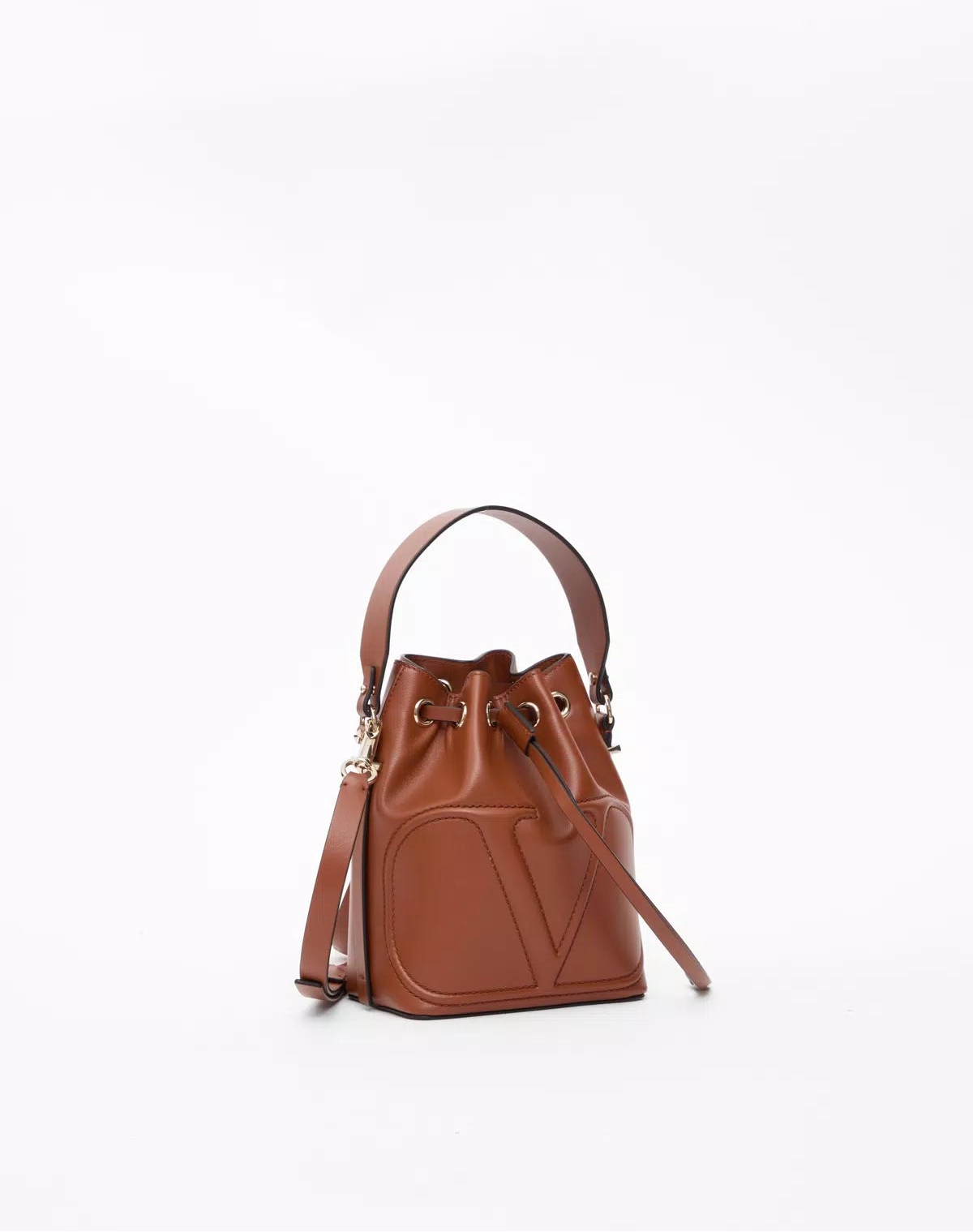 Vlogo walk bucket bag in calfskin