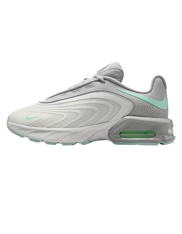 Nike Air Max Fire