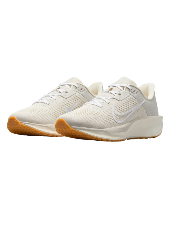 Nike Quest 6