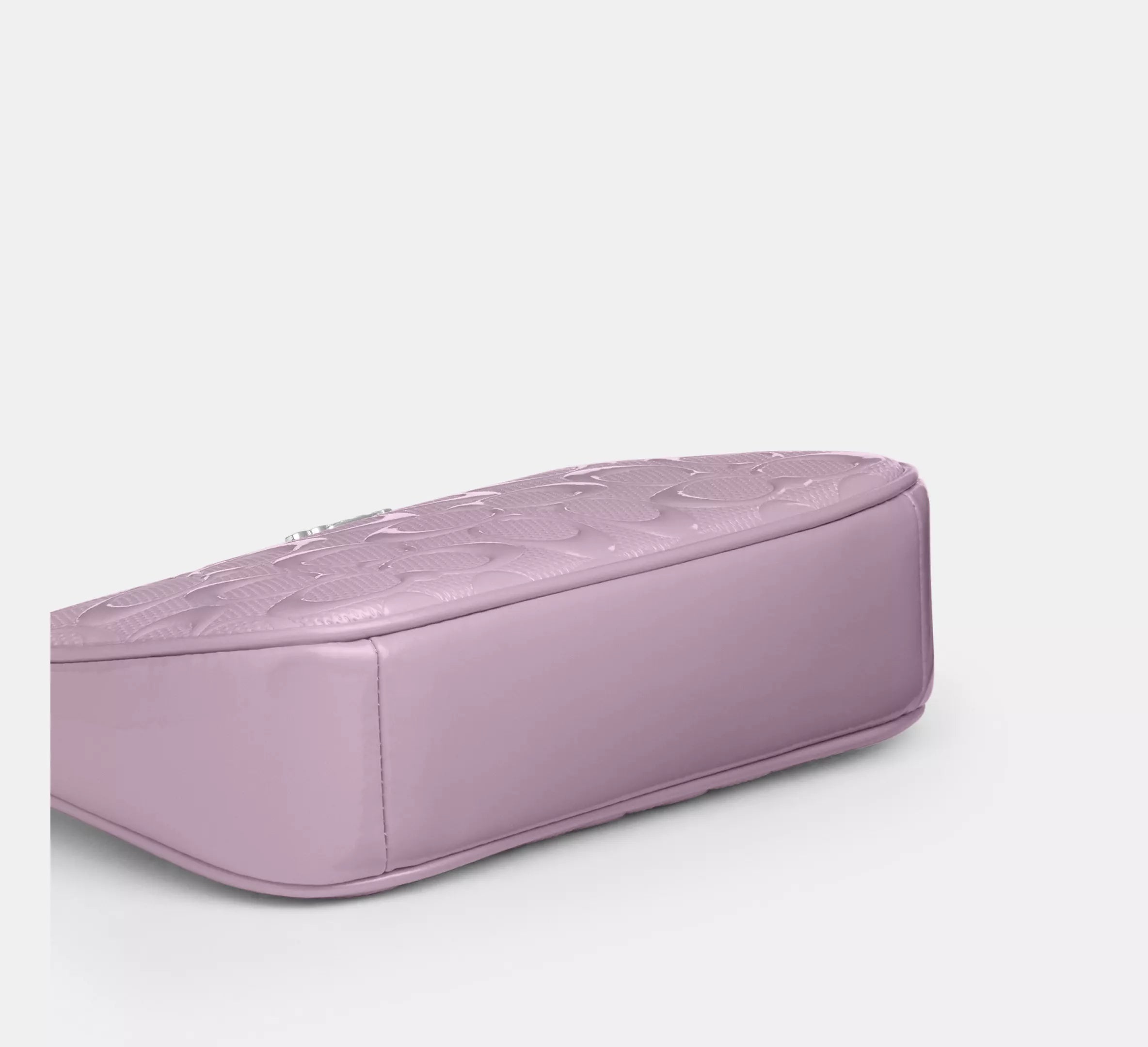 Nolita 19 In Signature Leather With Heart Charm