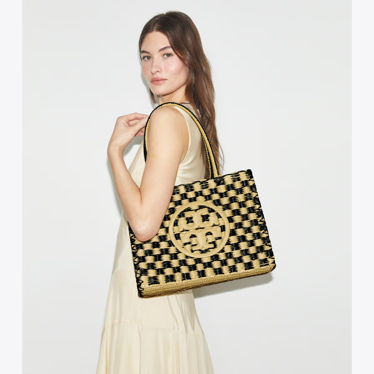 SMALL ELLA HAND-CROCHETED CHECKERED TOTE