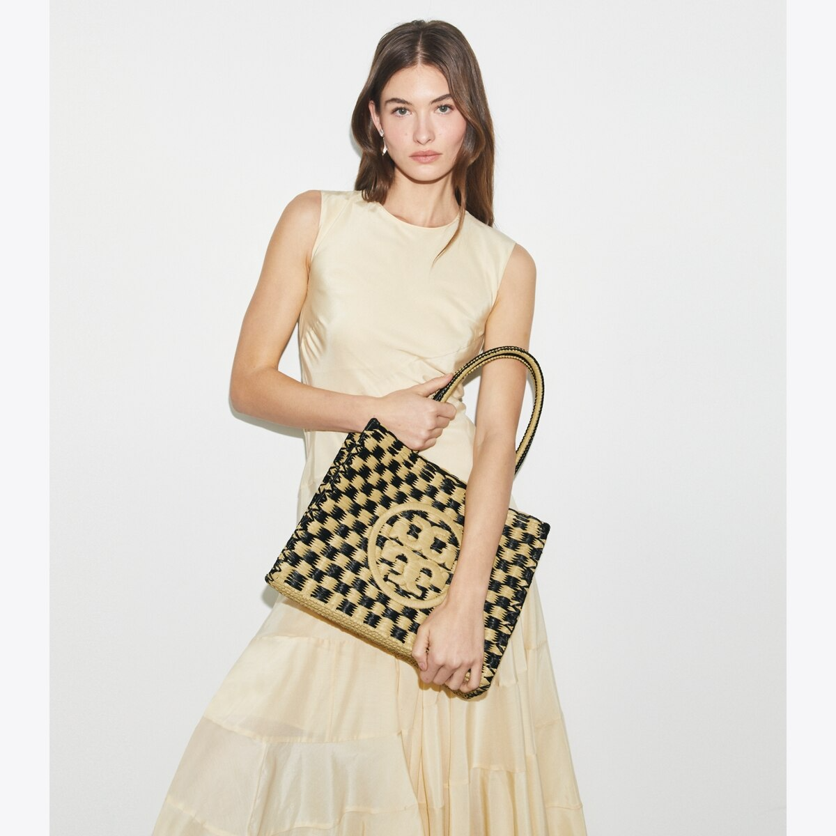 SMALL ELLA HAND-CROCHETED CHECKERED TOTE